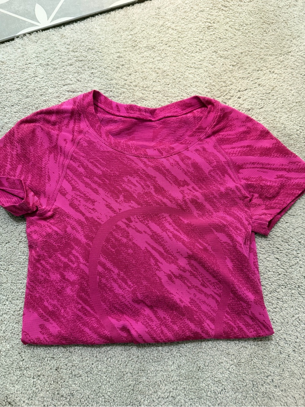 lululemon athletica Hot Pink Seamless Short Sleeve Tee